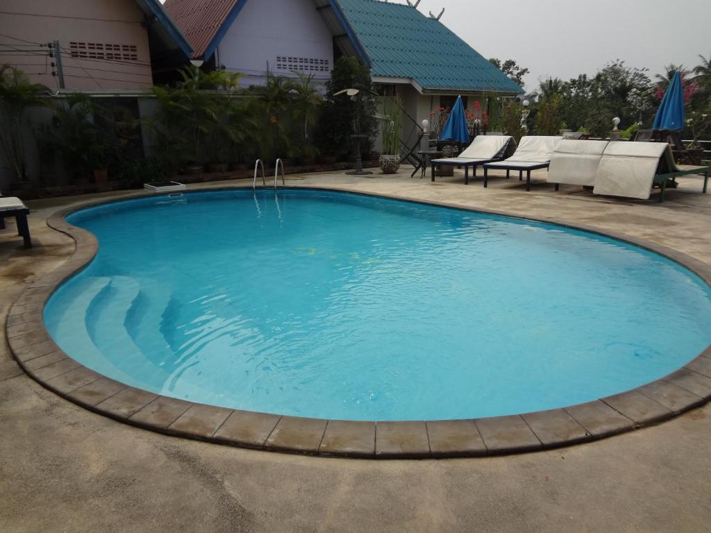 Noble Night Guesthouse Kanchanaburi Luaran gambar