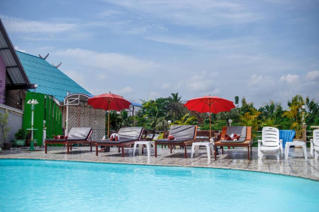 Noble Night Guesthouse Kanchanaburi Luaran gambar