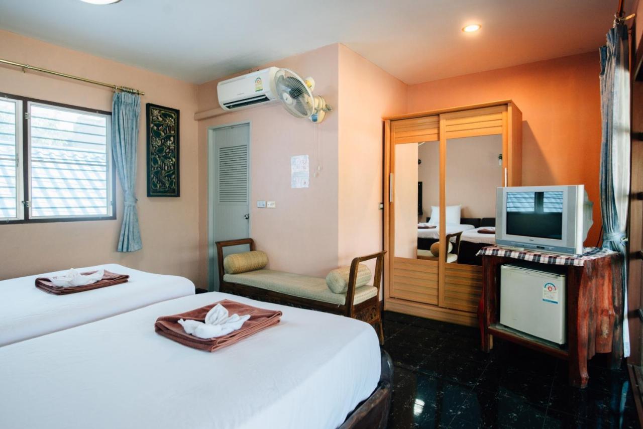 Noble Night Guesthouse Kanchanaburi Luaran gambar