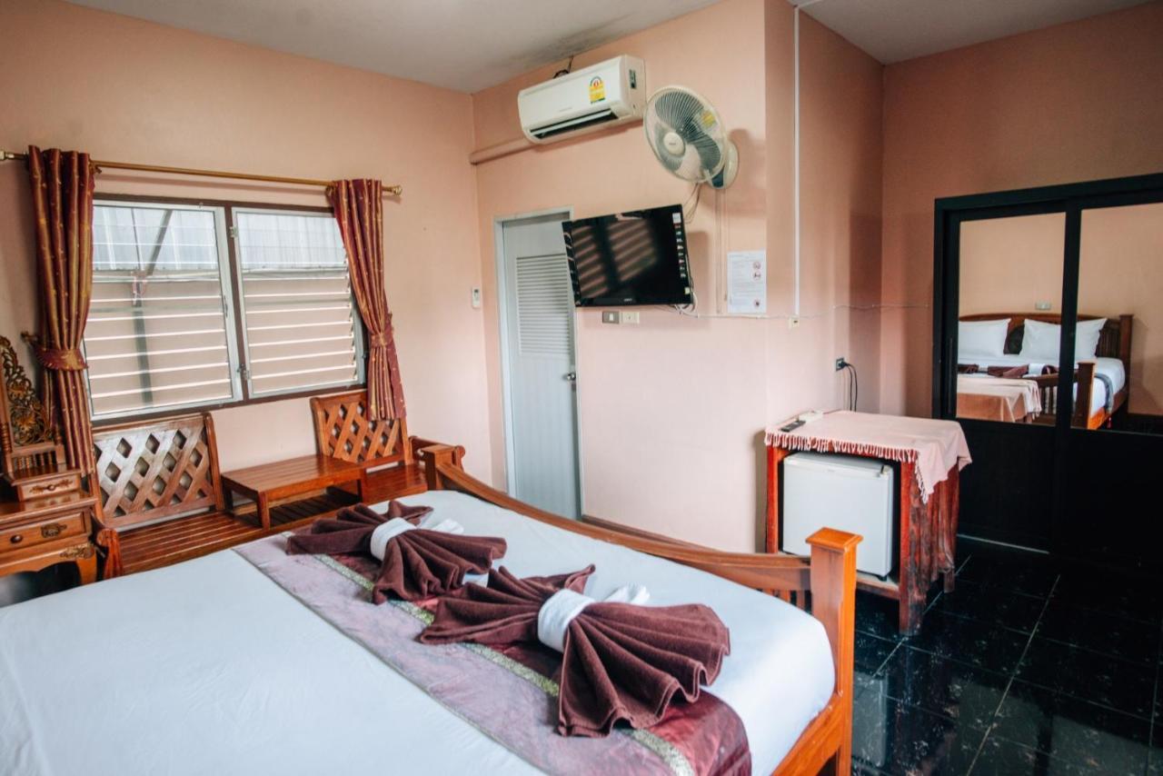 Noble Night Guesthouse Kanchanaburi Luaran gambar