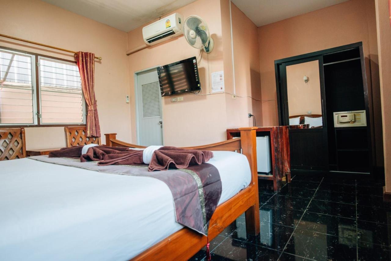 Noble Night Guesthouse Kanchanaburi Luaran gambar